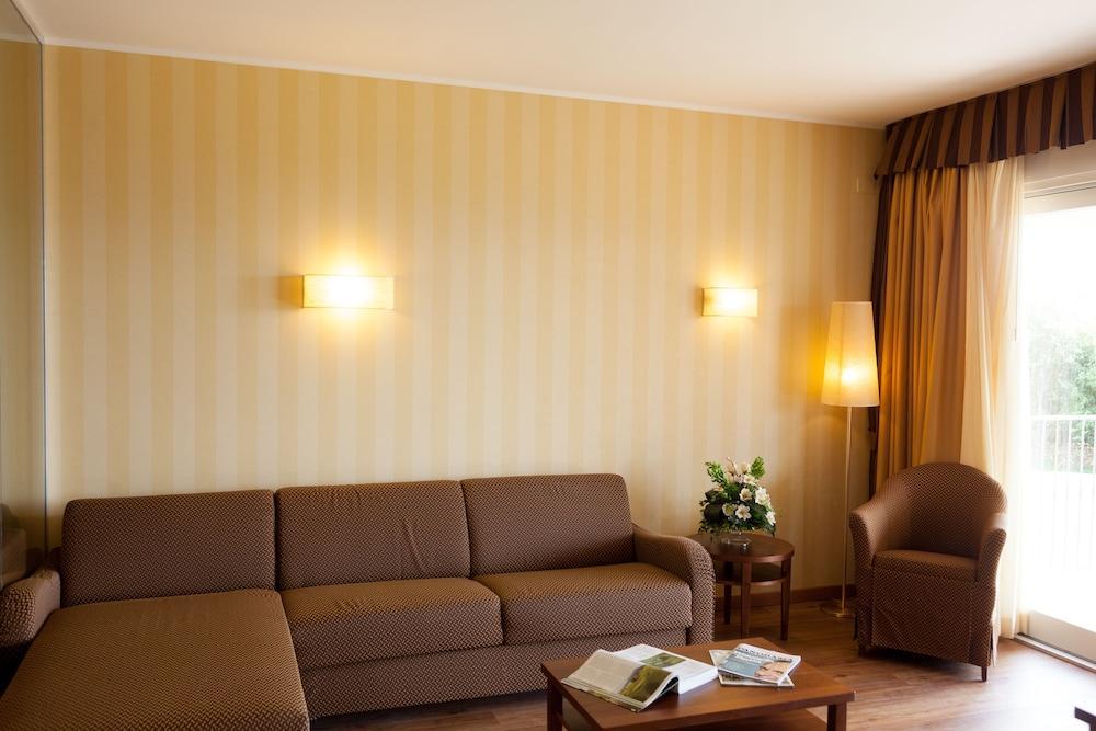 Boffenigo - The Golden Hour Hotel Costermano