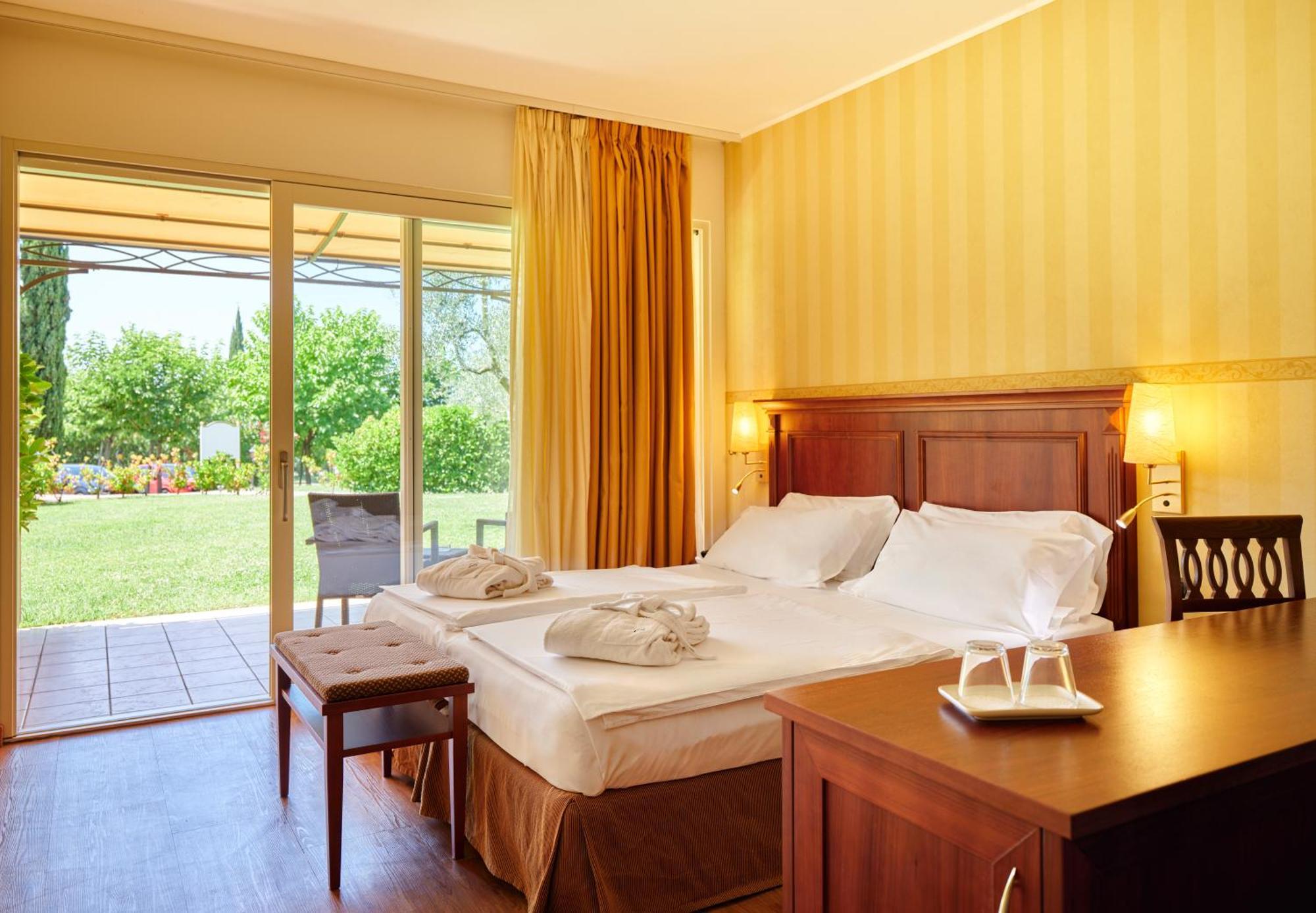 Boffenigo - The Golden Hour Hotel Costermano
